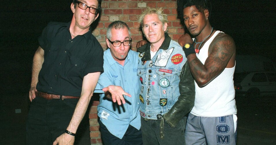 East Bay Ray, dos Dead Kennedys, revela diagnóstico de Parkinson