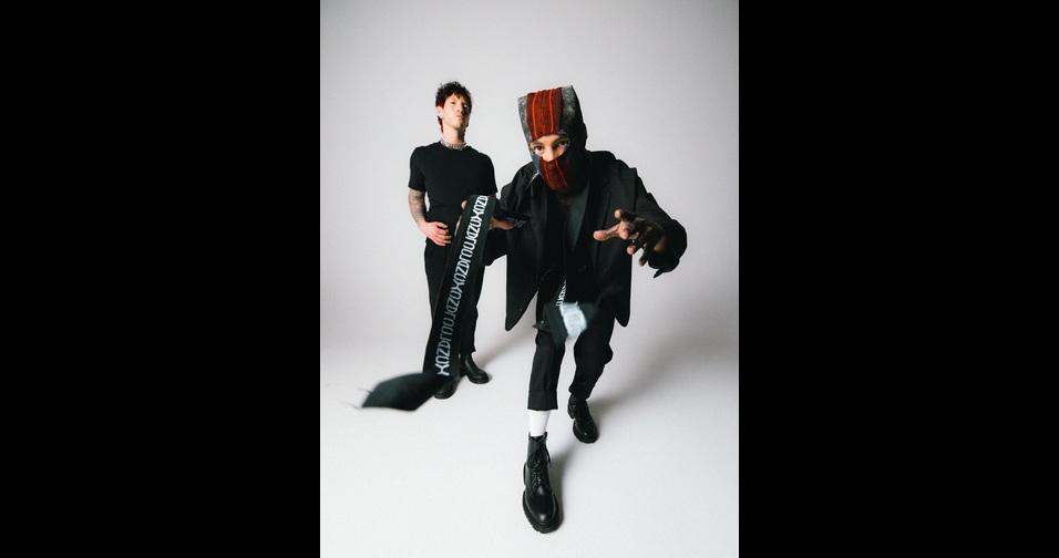 Twenty One Pilots estreia faixa de Clancy no Ohio Stadium