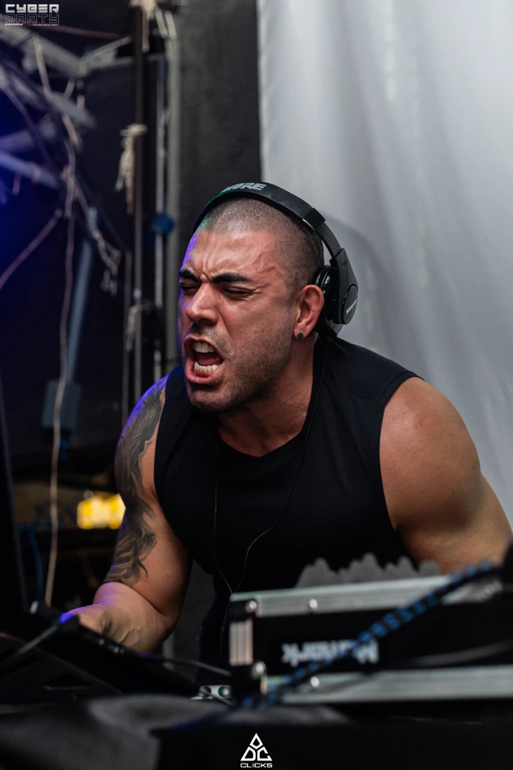 Leandro Twin, DJ de Metalcore e Nu Metal